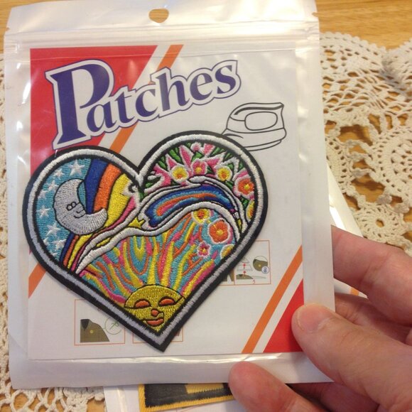 Crafts bundle, embroidered outdoorsy sew-on & iron-on patches - Picture 3 of 8